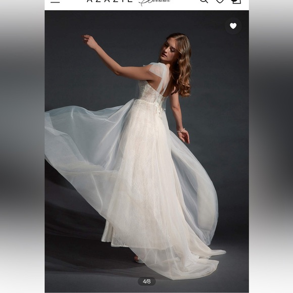 Beautiful wedding dress - Picture 4 of 7